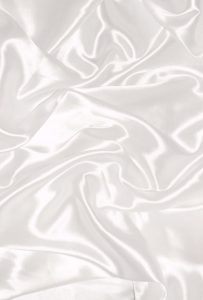 quel parfum sent le frais et propre — musc blanc et tissu clair — Noble Essence