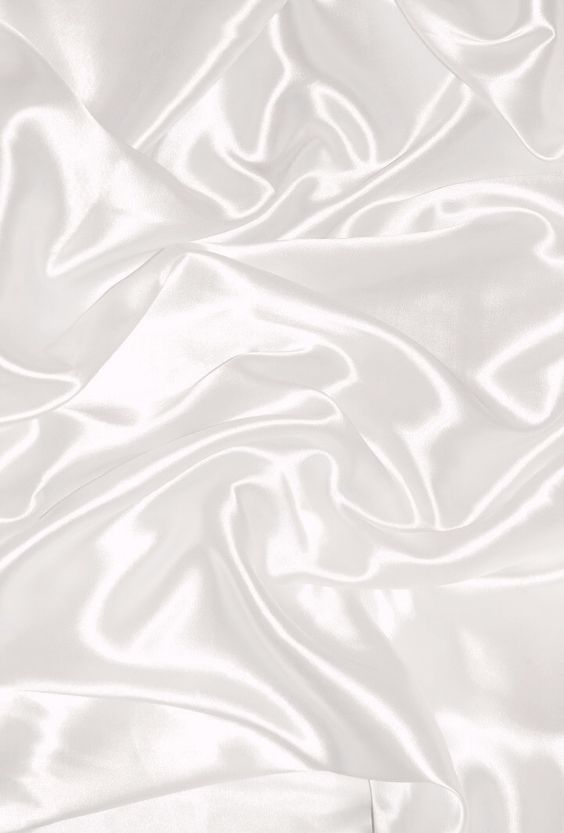 quel parfum sent le frais et propre — musc blanc et tissu clair — Noble Essence