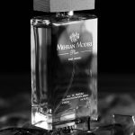 flacon de parfum niche élégant noir et blanc — meilleur parfum homme niche Noble Essence